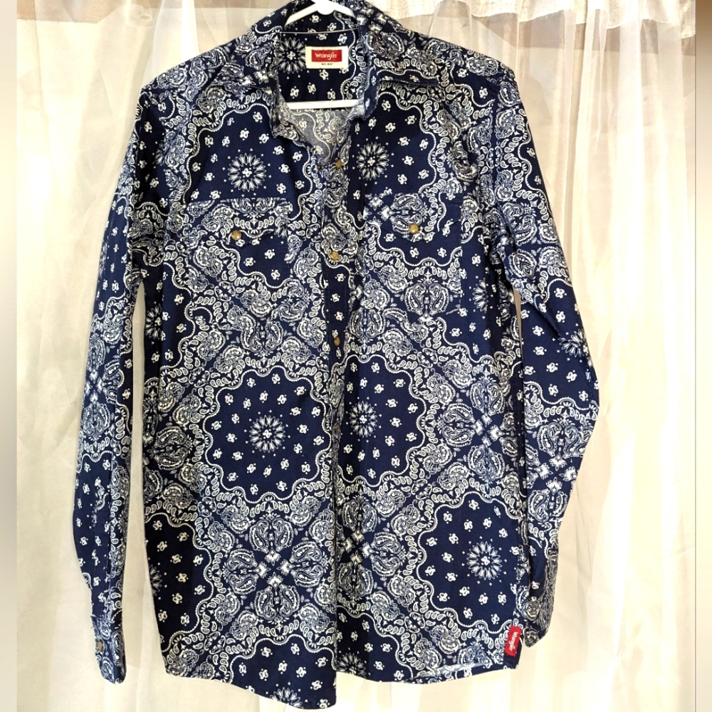 Blue Paisley Small Wrangler Shirt